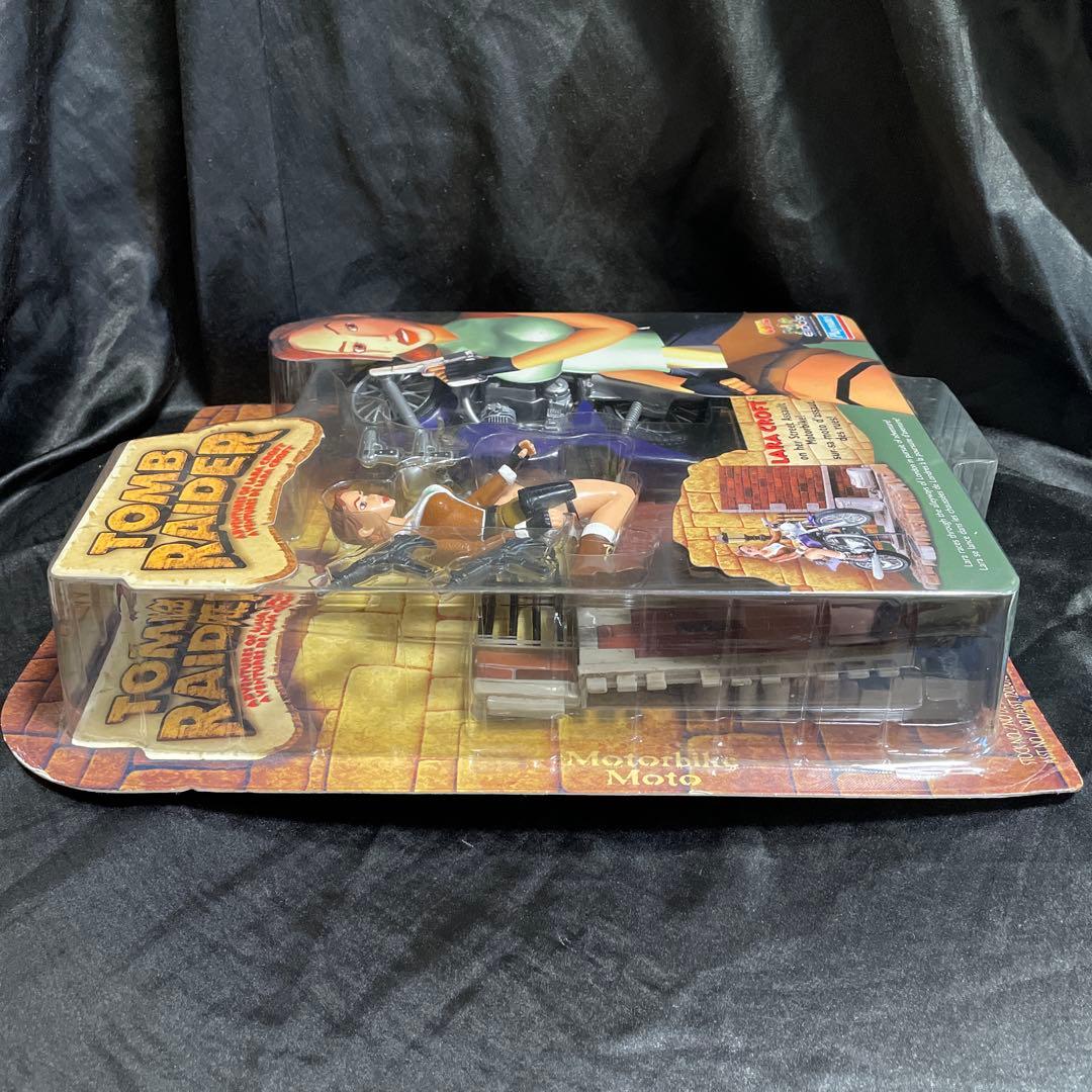 未開封】② トゥームレイダー ララクロフト フィギュア プレイメイツ