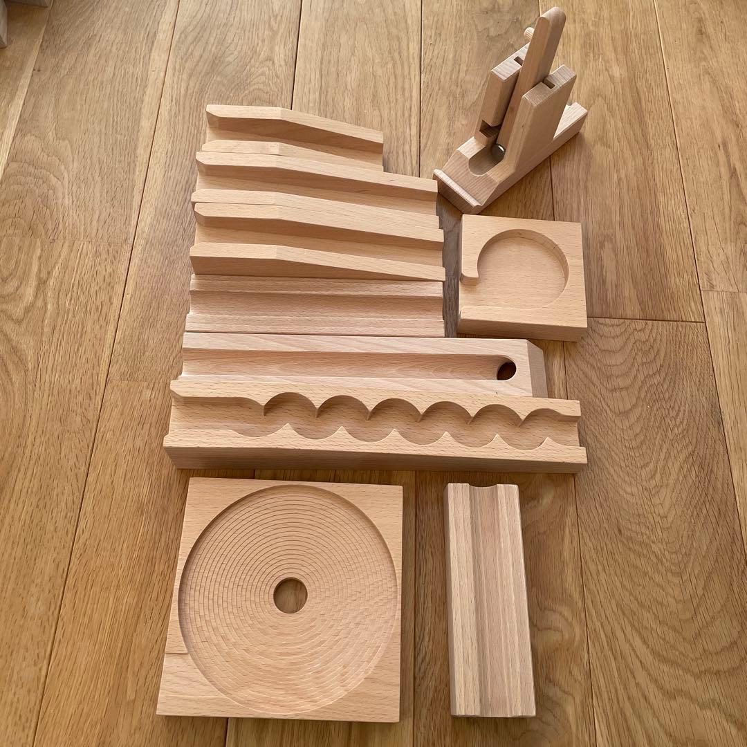 キュボロ・小さな大工さん 102パーツ - メルカリ