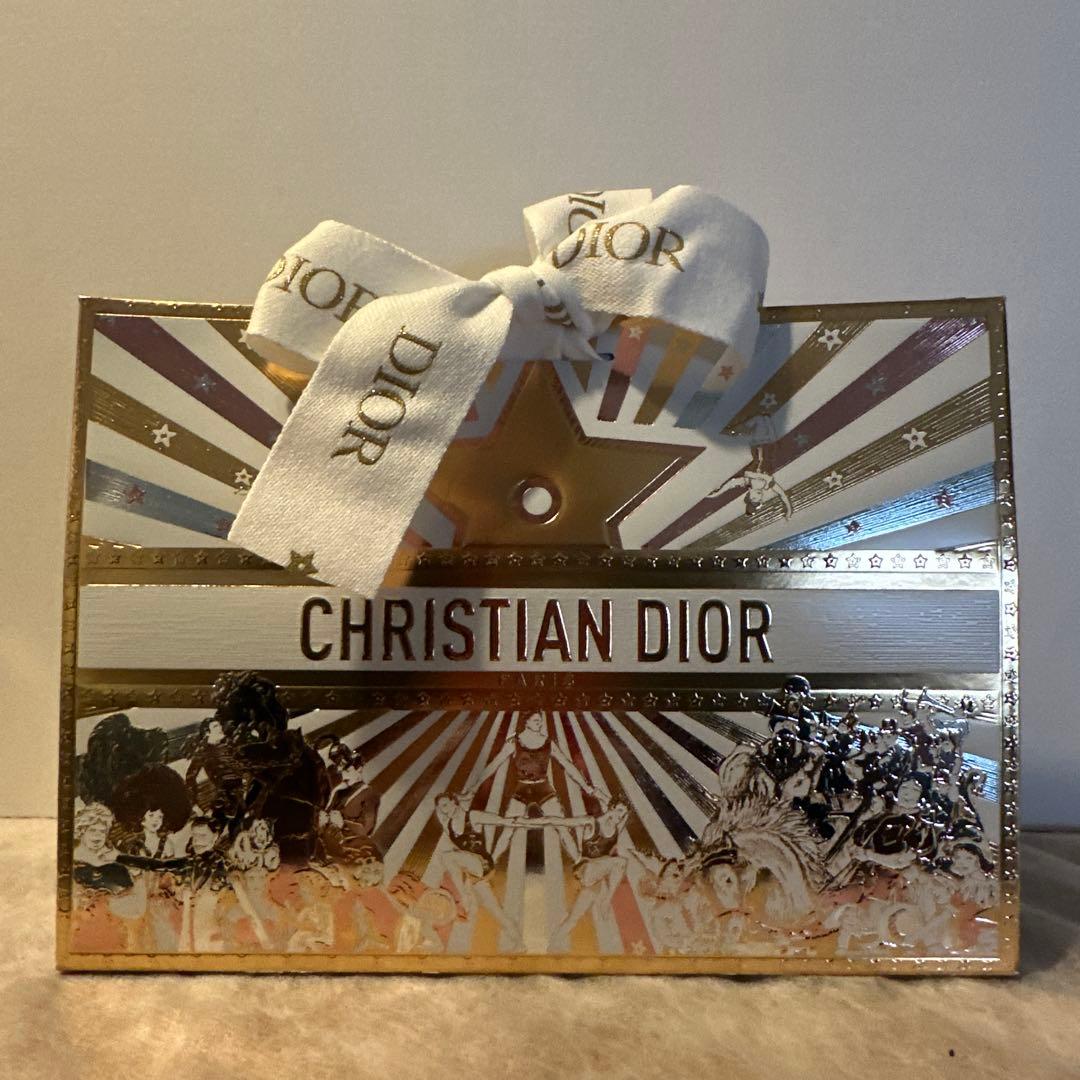 新品 Dior サンプル付きミスディオールエッセンスパルファン＆リボン付ギフト袋