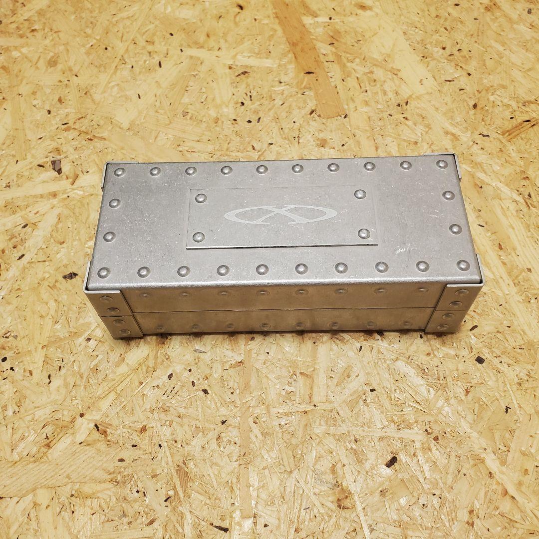 【OAKLEY/オークリー】メタルケース archive 美品