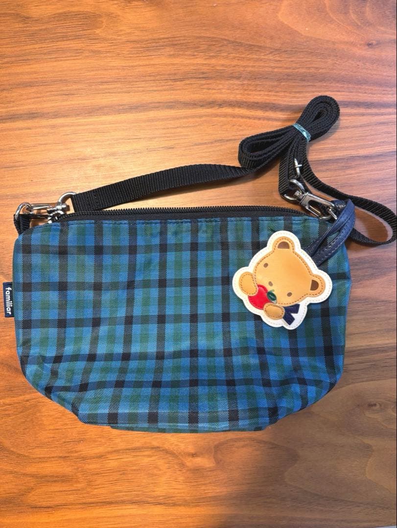 ファミリア　ポシェット