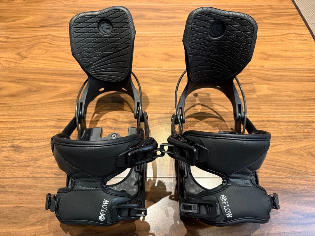 FLOW OMNI スノーボードビンディング