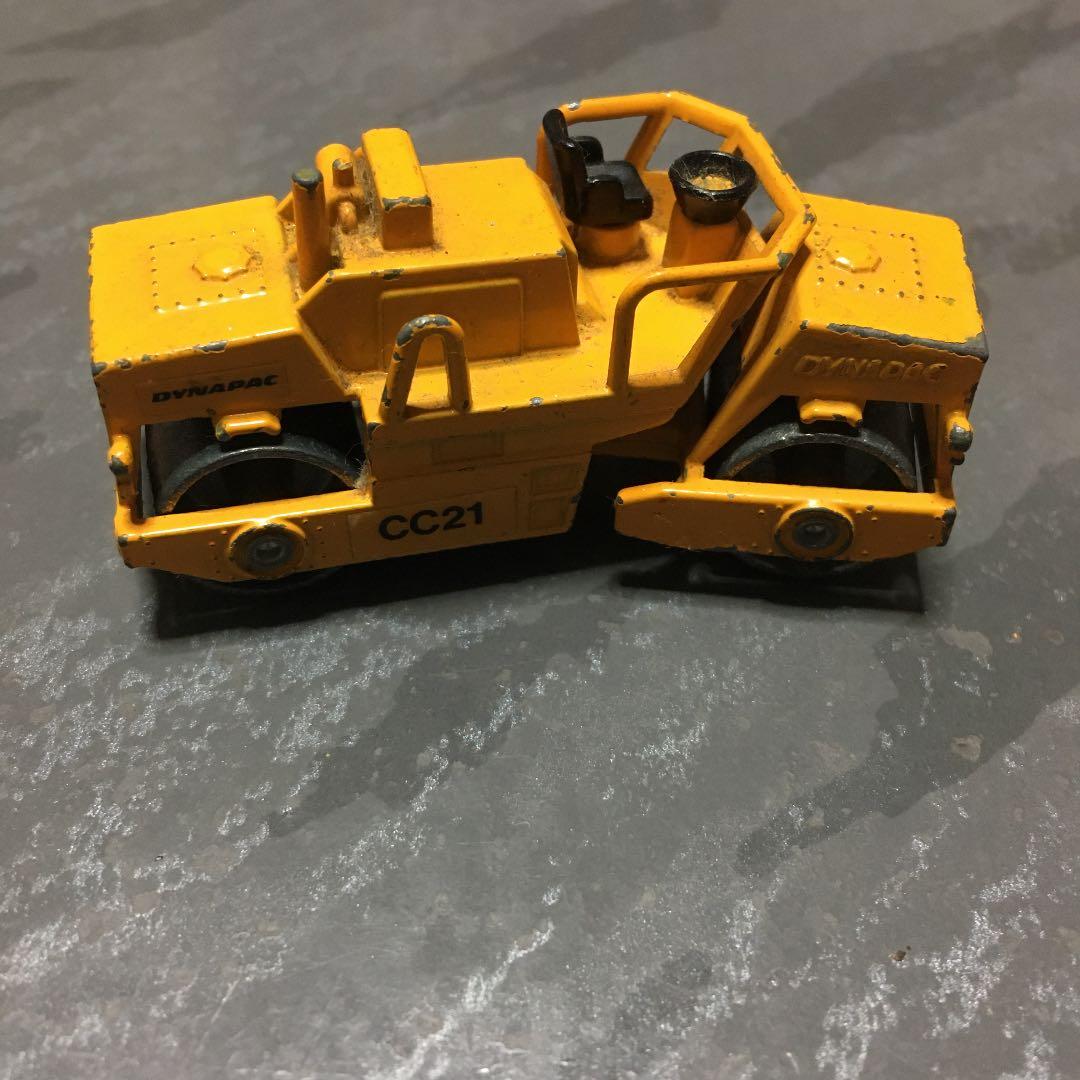 ミニカー MODEL 1/64 スバル フォレスター SG9 Sti ブラック 完成品ミニカー