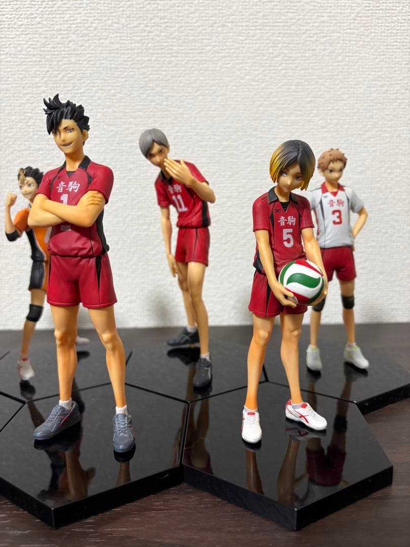ハイキュー　フィギュア 8体セット　烏野　音駒
