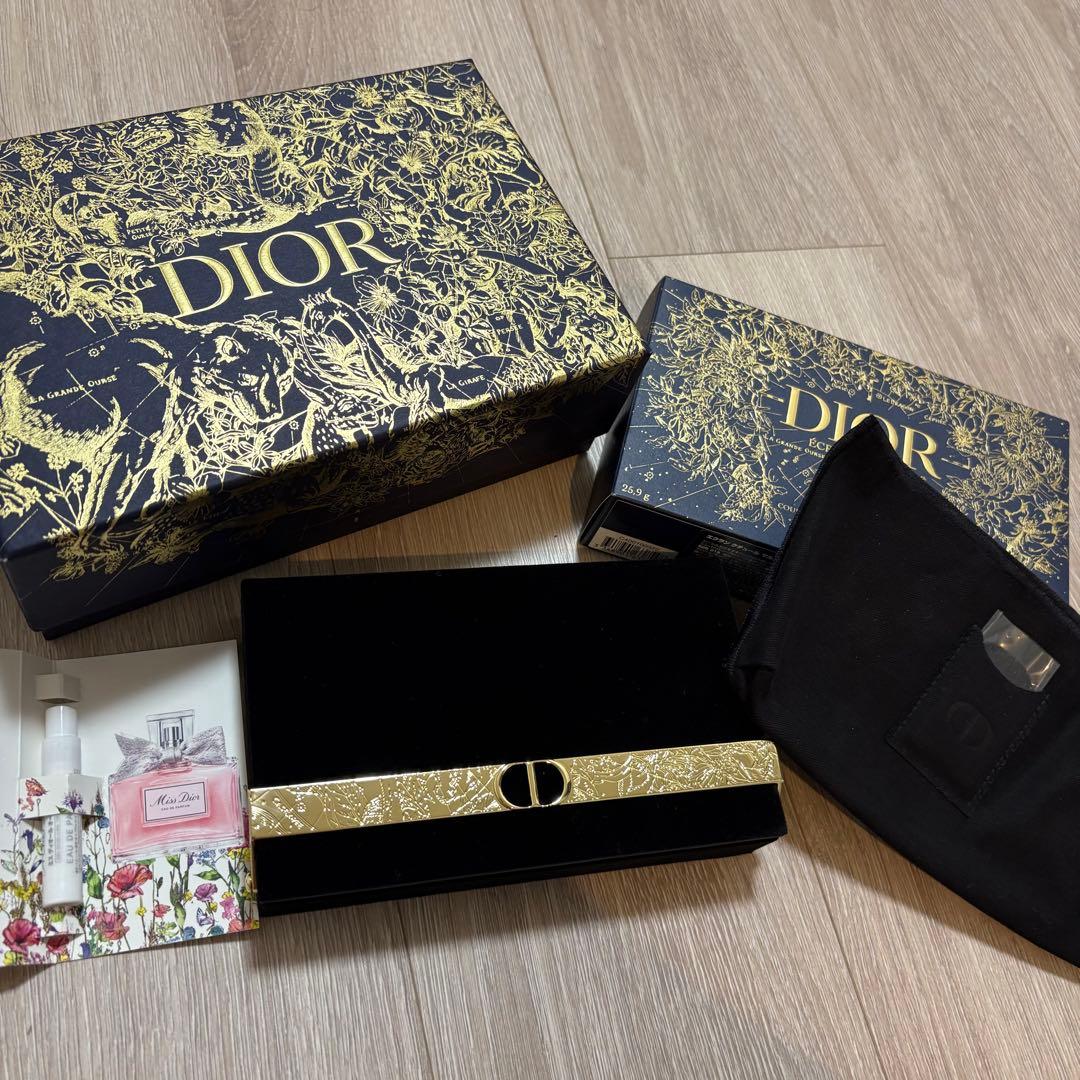 DIORマルチユース パレット【クリスマスコフレ 限定】 ミニ香水付き
