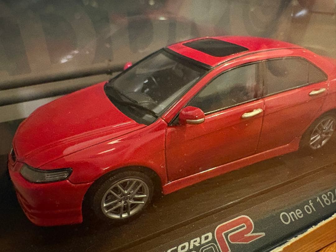 EBBRO アコード　ユーロR 1/43スケール ミニカー Amazon | エブロ ホンダ アコード ユーロR 1/43 ミニカー 赤