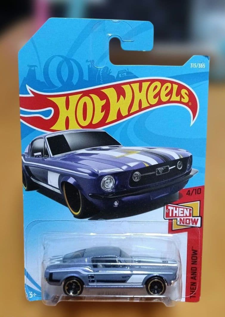 Hot Wheels Then and Now フォードマスタング