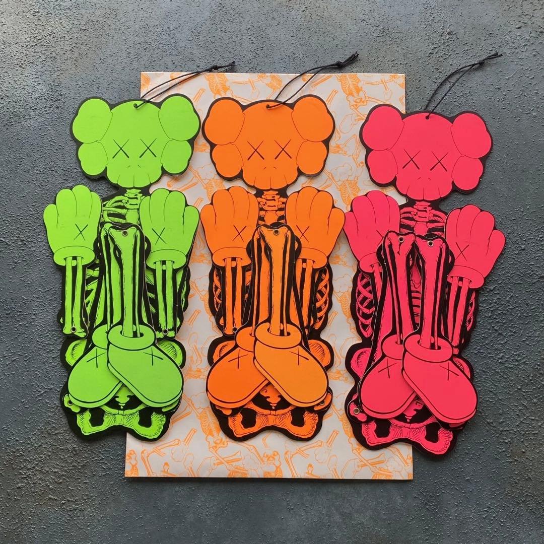 KAWS オリジナルフェイク 2007年 ハロウィンオーナメント 3体セット