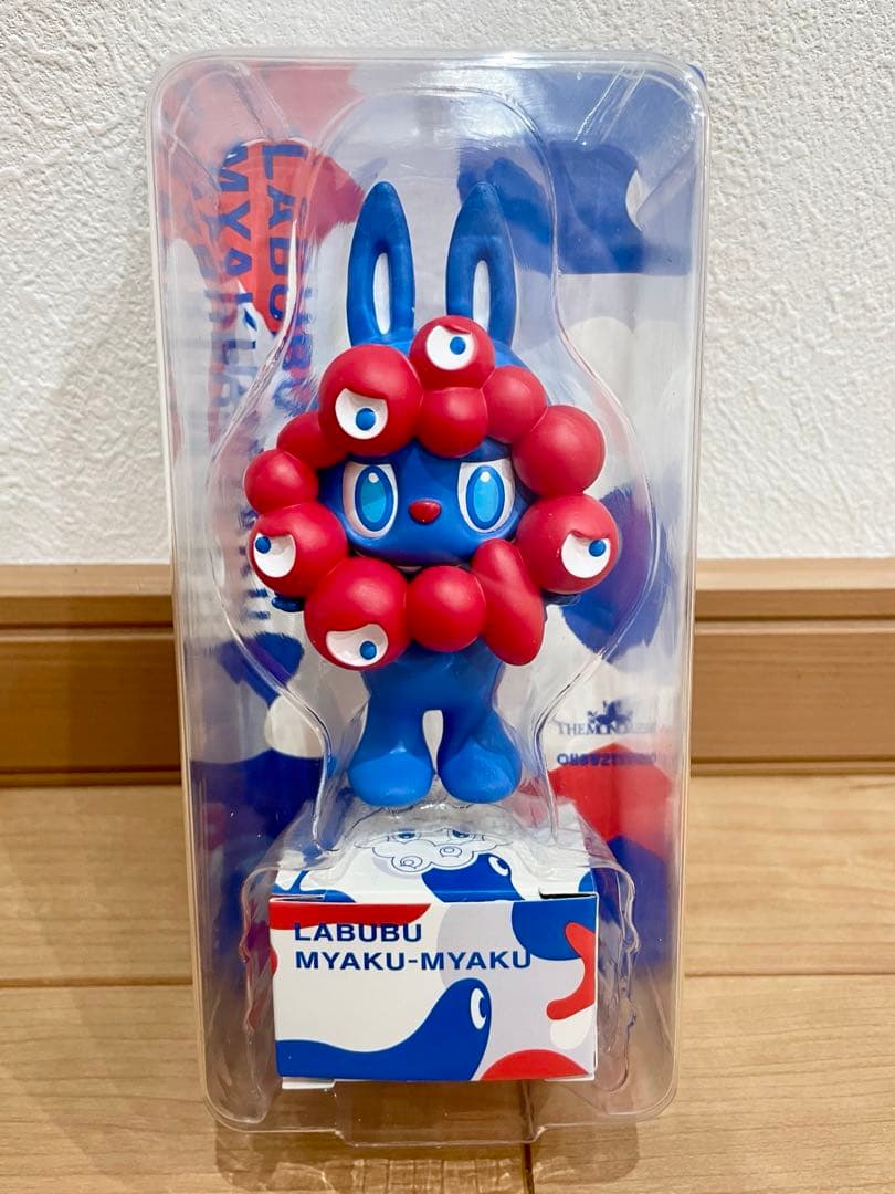LABUBU MYAKU-MYAKU フィギュア