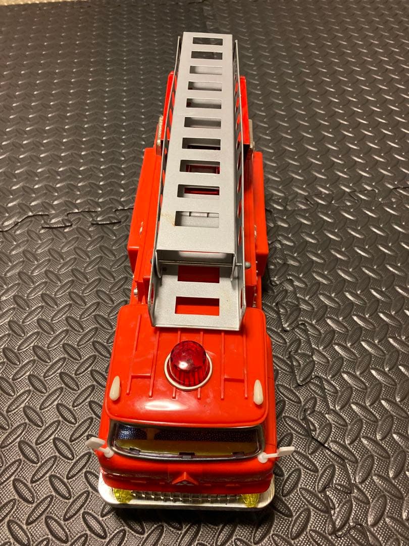 値下げ新品未使用美品】ヨネザワ ベル付 ふそうハシゴ消防車リフト