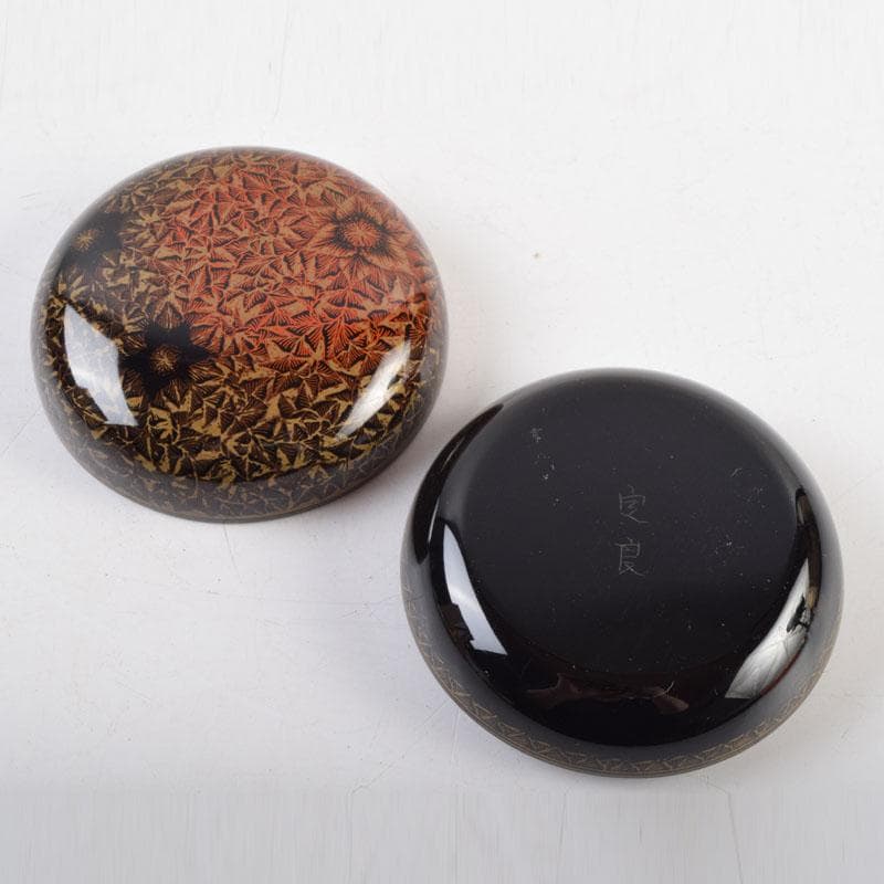 茶道具 一宮定良作 蒟醤（キンマ）塗 香合 共箱 V 9035 - メルカリ