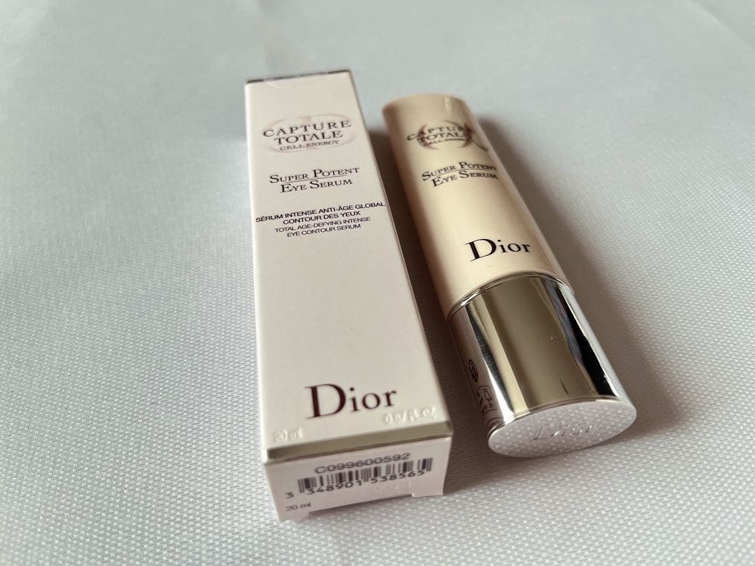 Dior カプチュール トータル　セル ENGY  アイ セラム