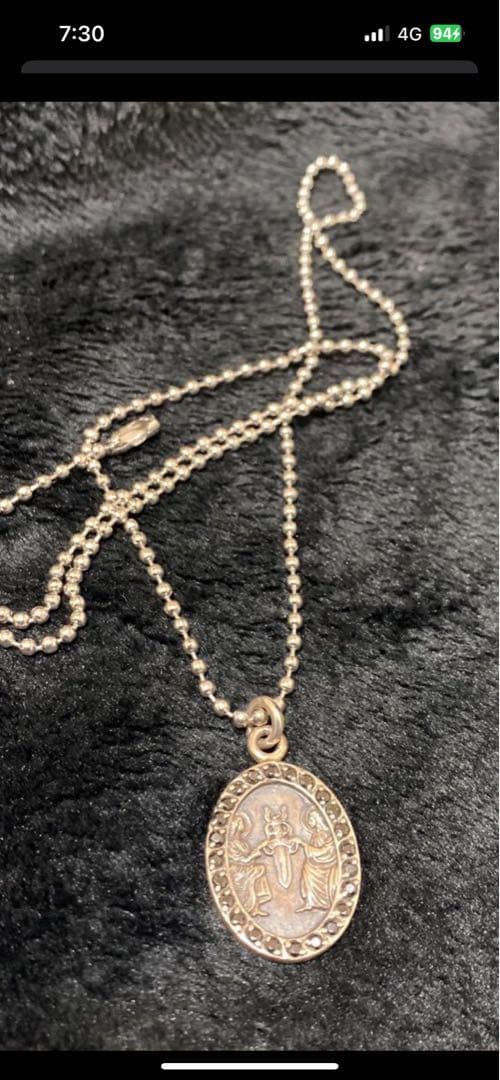 クロムハーツ、エンジェルメダルシルバーオーバル型ペンダントネックレス