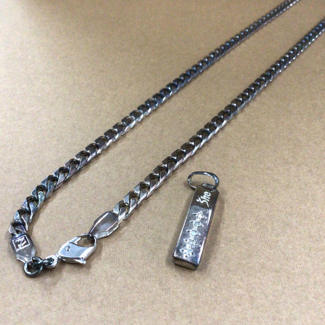 レダシルマＳｈｅネックレスとペンダントトップ