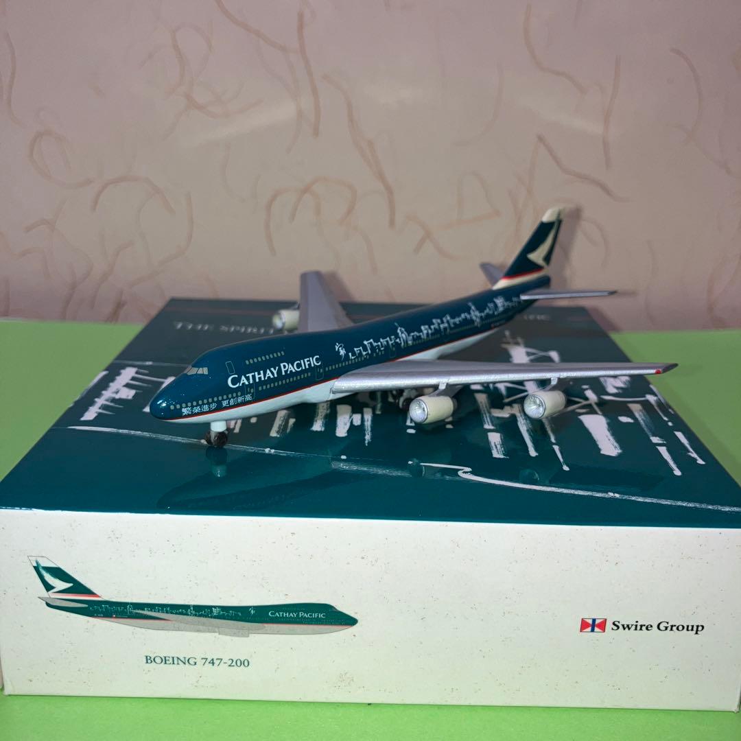 レア】キャセイパシフィック航空 B747-200特別塗装機 ヘルパ 1/500