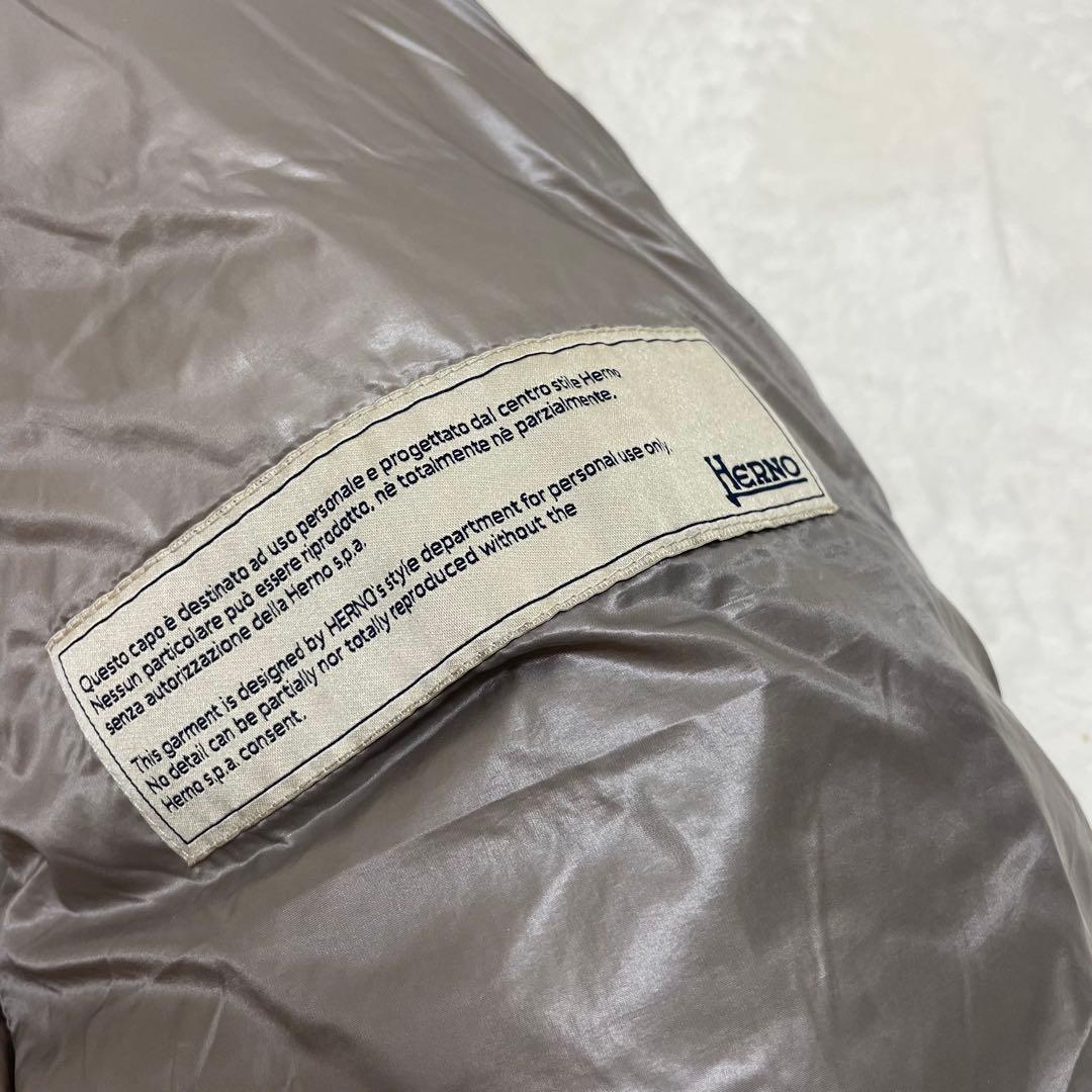 美品】ヘルノ ポーラーテック ダウンコート 44 2XL相当 グレージュ