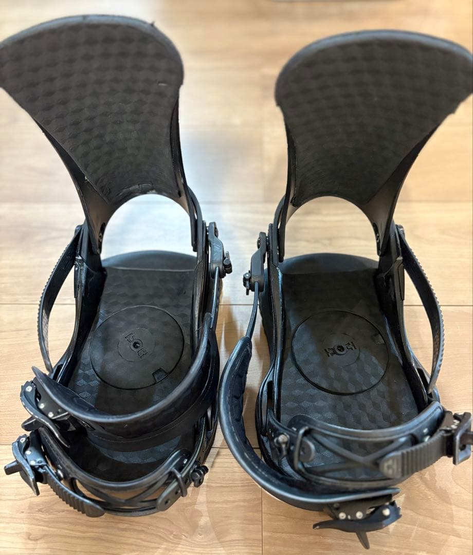 UNION ULTRA LTD モデル　黒　Mサイズ バインディング