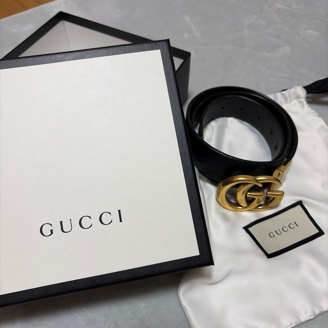 GUCCI リバーシブル レザー ベルト(ダブルG バックル)