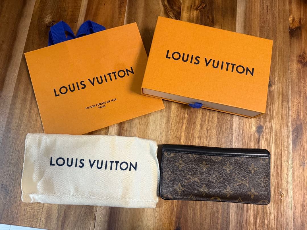 ノ*エ様 ルイヴィトン　ポルトフォイユ　ブラザ　マカサー