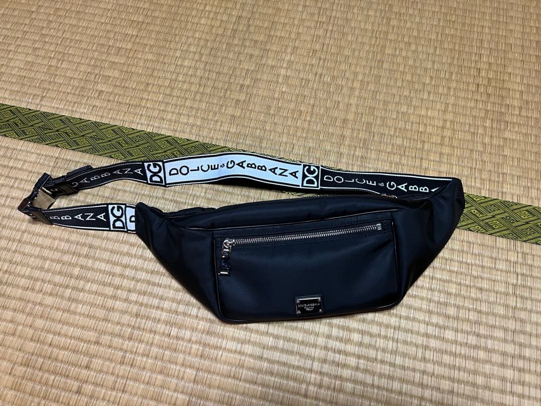 Dolce & Gabbana ブラック ボディバッグ