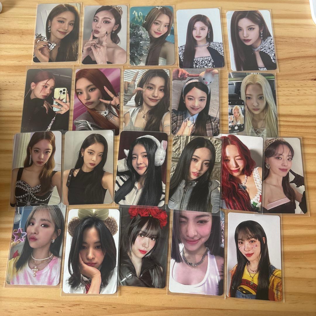 ITZY 特典トレカ & 封入トレカ　21枚＋11枚＋10個