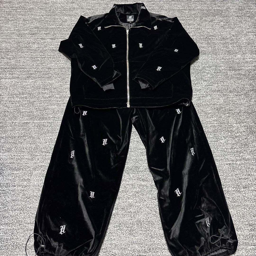 24-25【Libelice】スノーウェア ベロアセットアップ 銀刺繍 ブラック