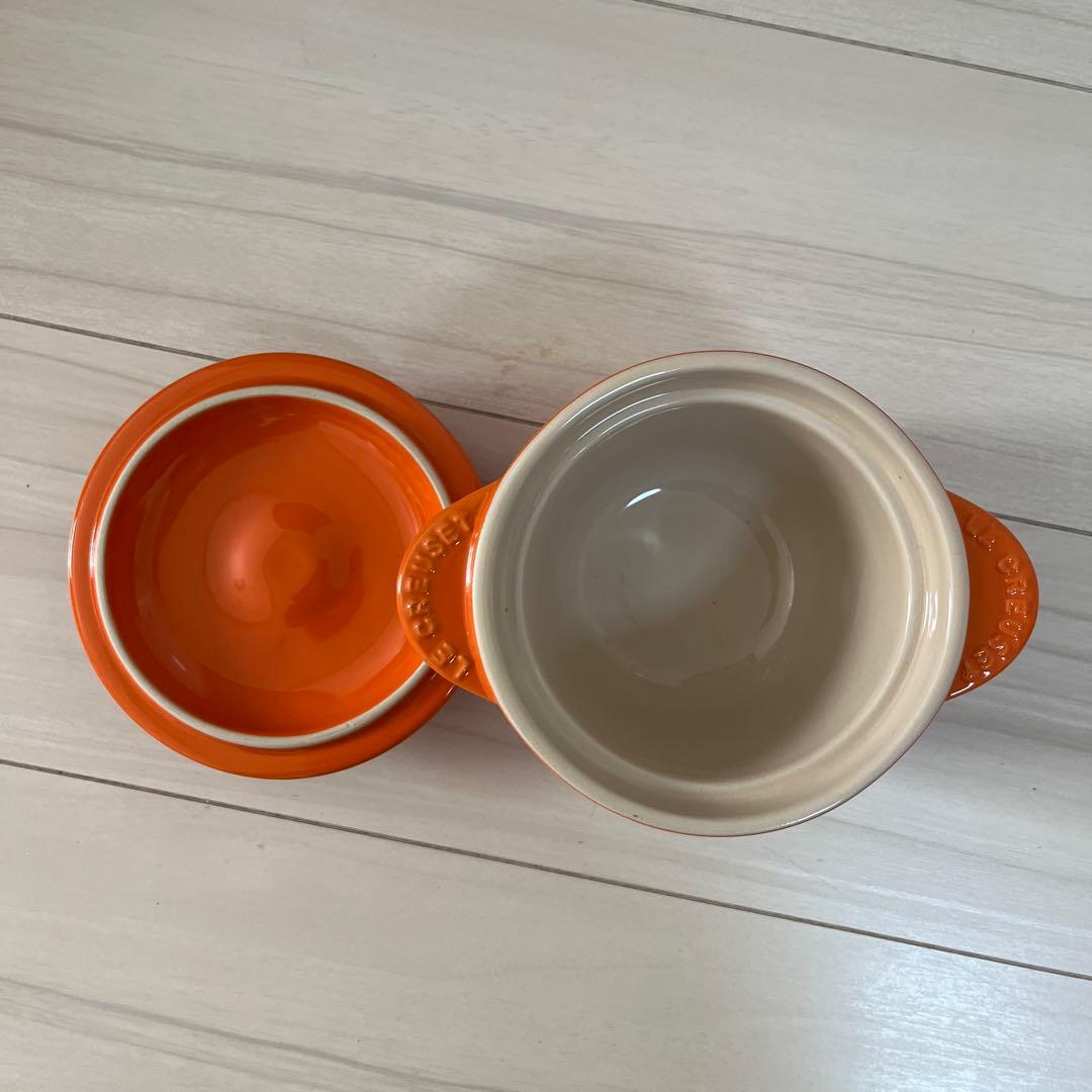 新品未使用】LE CREUSET オレンジ 両手鍋 小型 - メルカリ