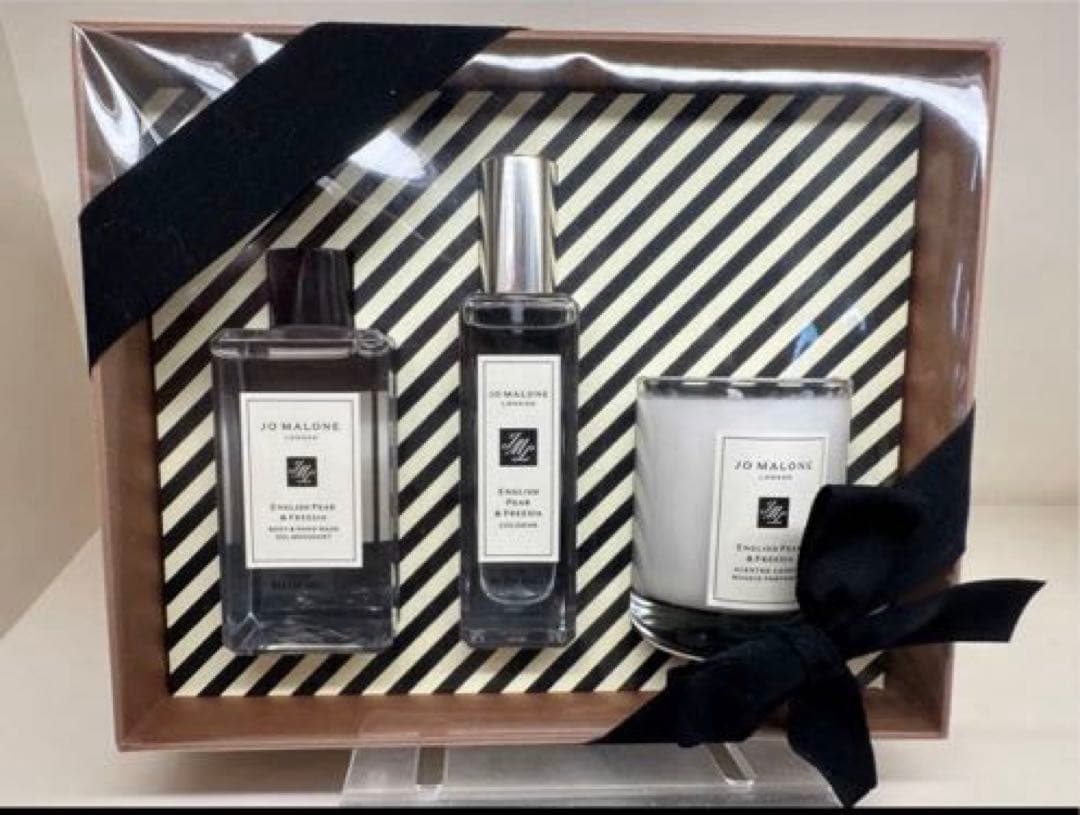 ジョーマローン　クリスマス　イングリッシュ ペアー & フリージア コレクション