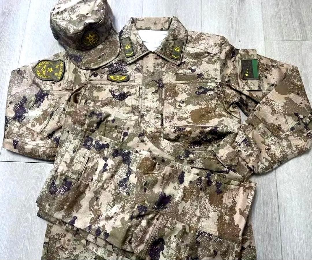 実物未使用 中国軍　人民武装警察現役冬用21式迷彩服戦闘服上下帽子