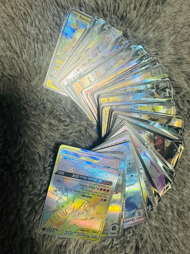 ポケモンカード英語版GX/V100枚＋収納ボックス