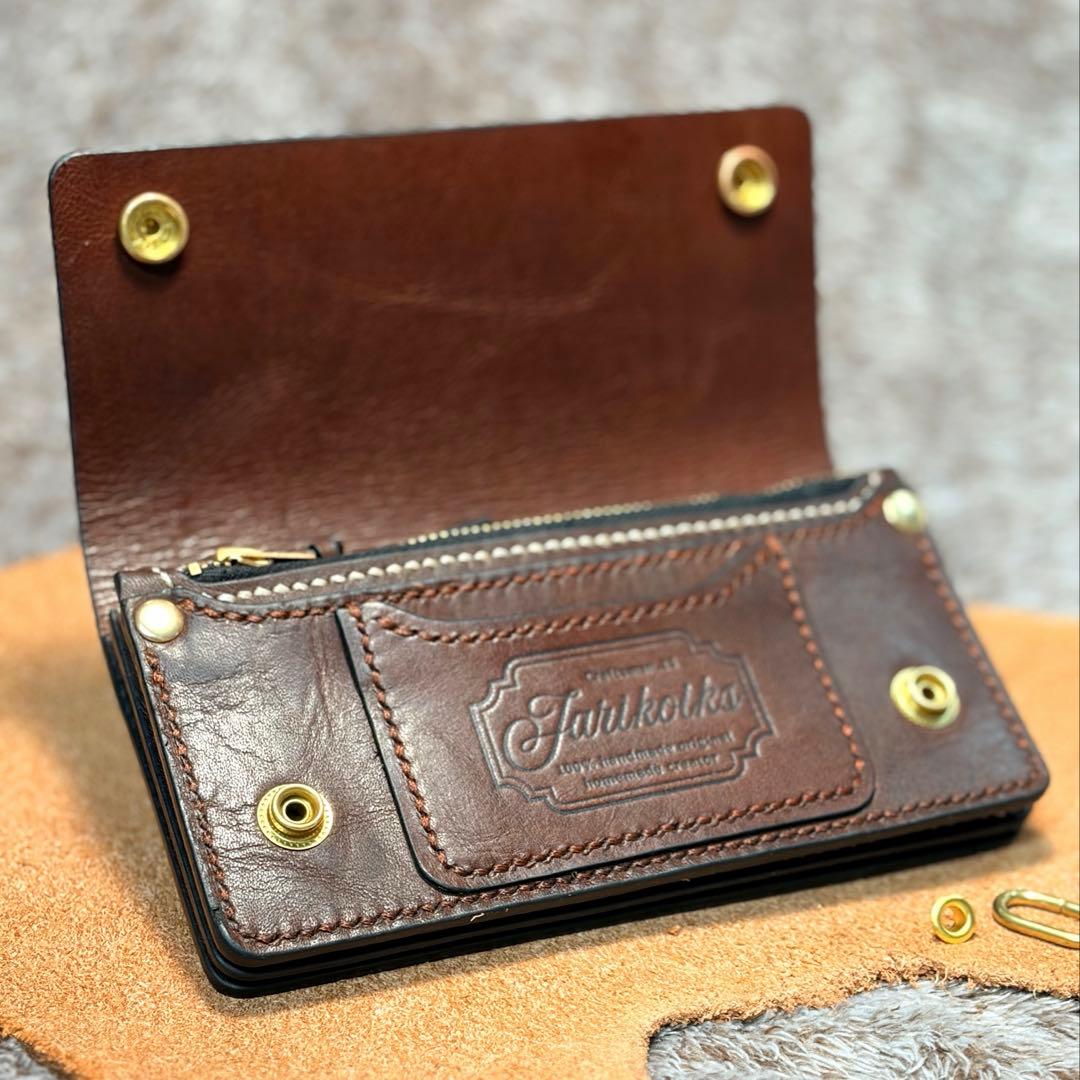 トラッカーウォレットロング3層+1ポケ.牛オイルヌメ.チョコ