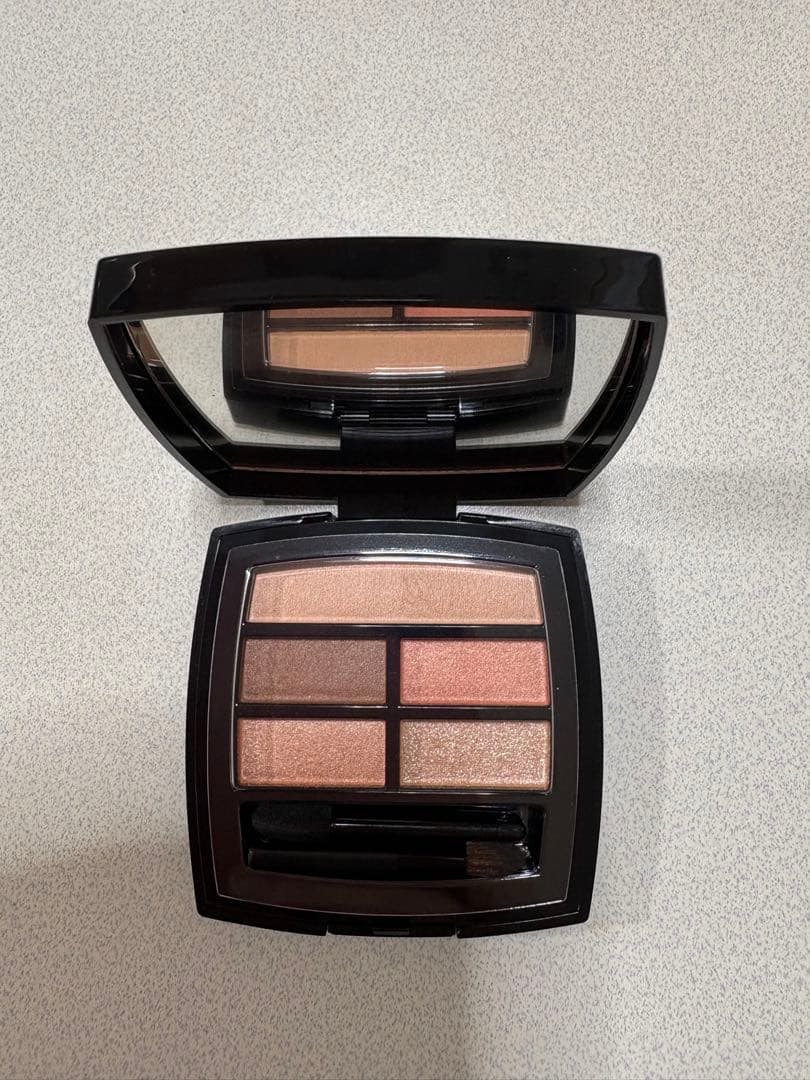 シャネル　レベージュパレットルガールウォーム　アイシャドウCHANEL レ ベージュ パレット ルガール ウォーム / CHANEL(シャネル) | LIPS