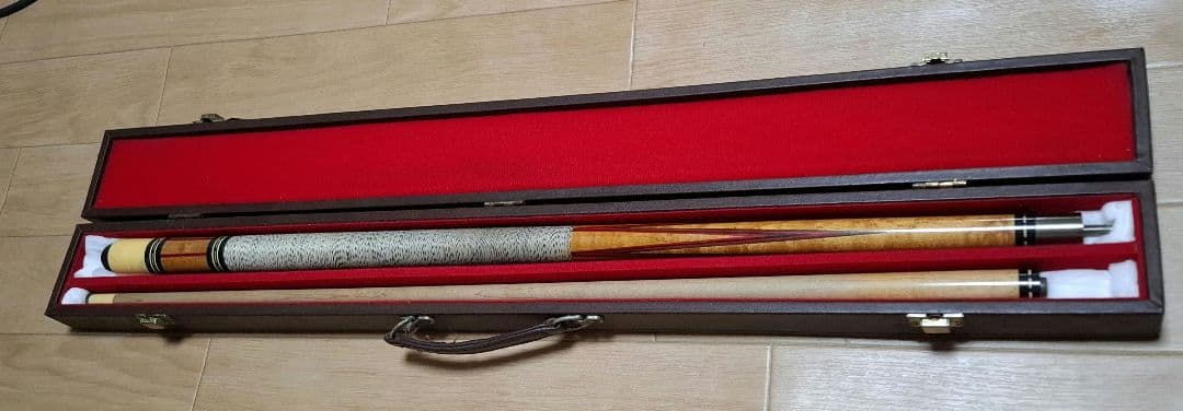 ビリヤードキュー 木製ケース付き