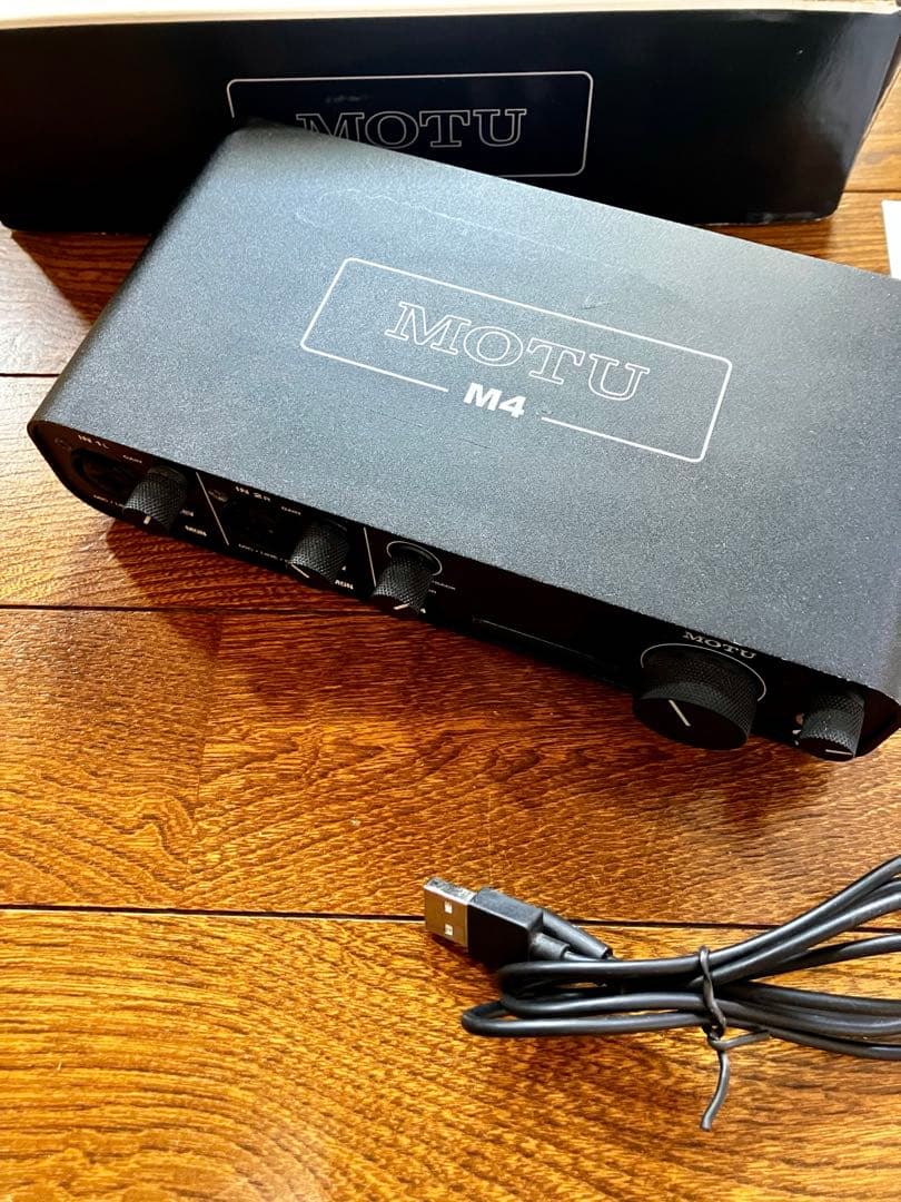 MOTU M4 オーディオインターフェイス　訳あり