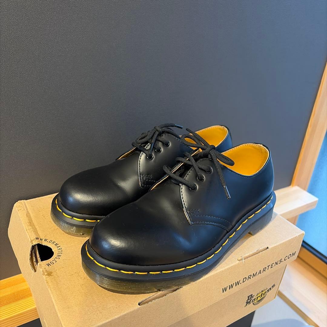 Dr.Martens 3ホール レディース 　　23〜23.5cm程度