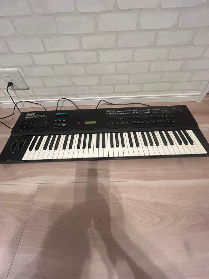 YAMAHA ヤマハ DX7s シンセサイザー 往年の名器 DX7S 完動品 時代を変えたデジタルシンセの名機！YAMAHA『DX7』が入荷しました