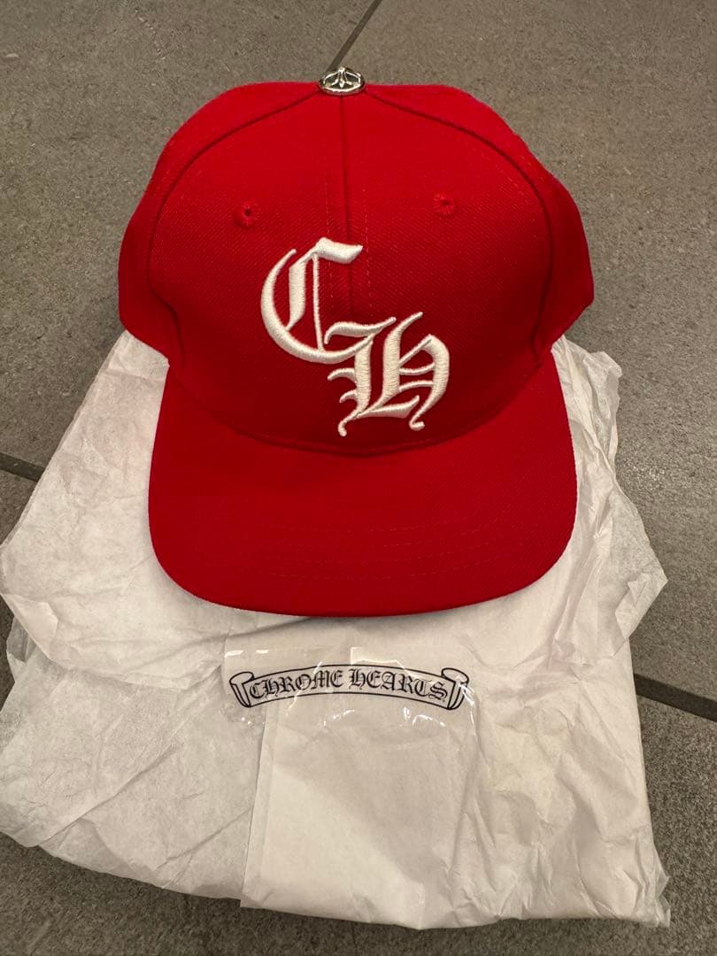 新作CHROME HEARTS クロムハーツ CHロゴ刺繍ベースボールキャップ