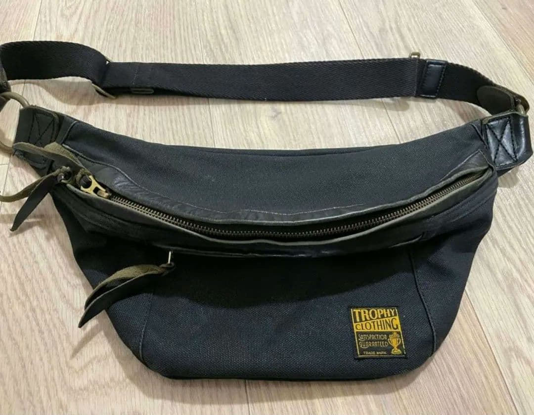 TROPHY CLOTHING トロフィークロージング ショルダー/ボディバッグ
