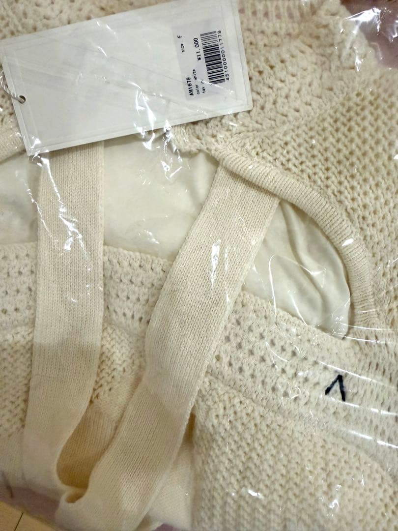 andmary Violet ribbon tops white - メルカリ