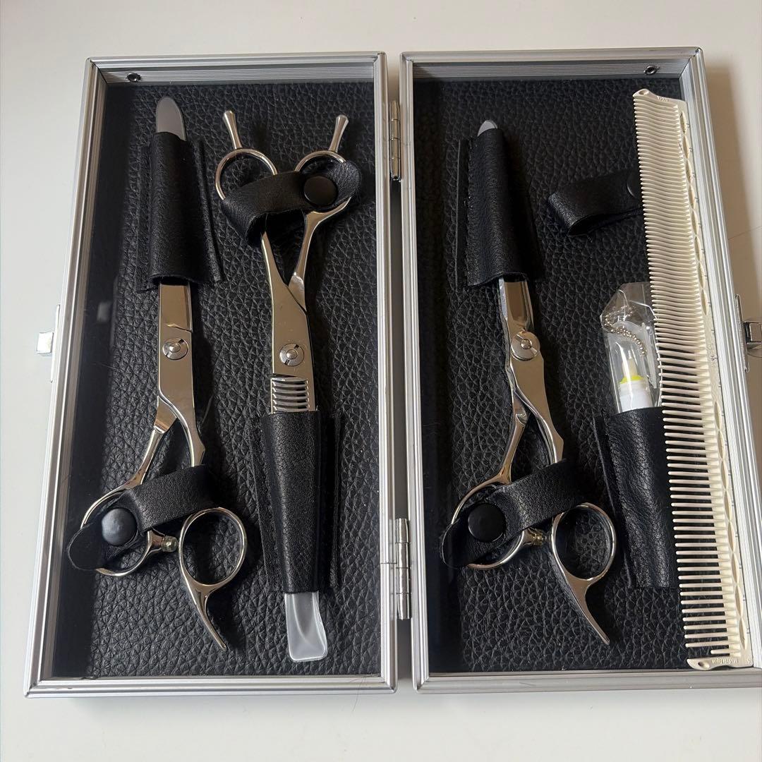 美容師用シザー2本セット ＋ セニング ＋コーム付き