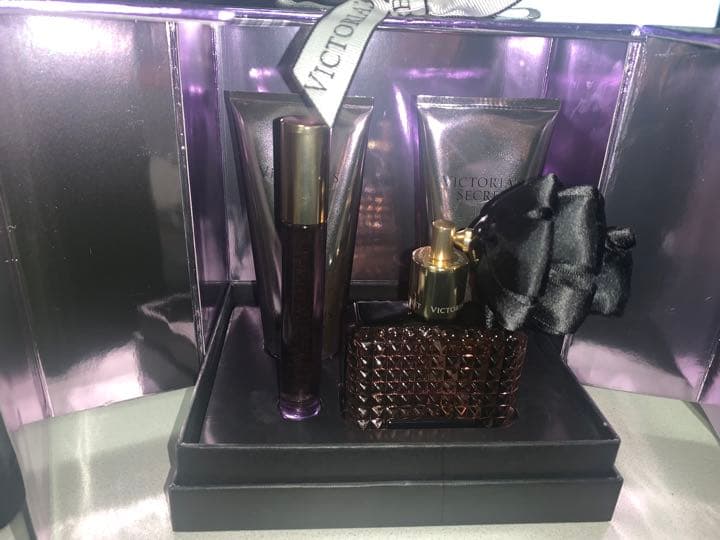 ビクトリアシークレット 香水