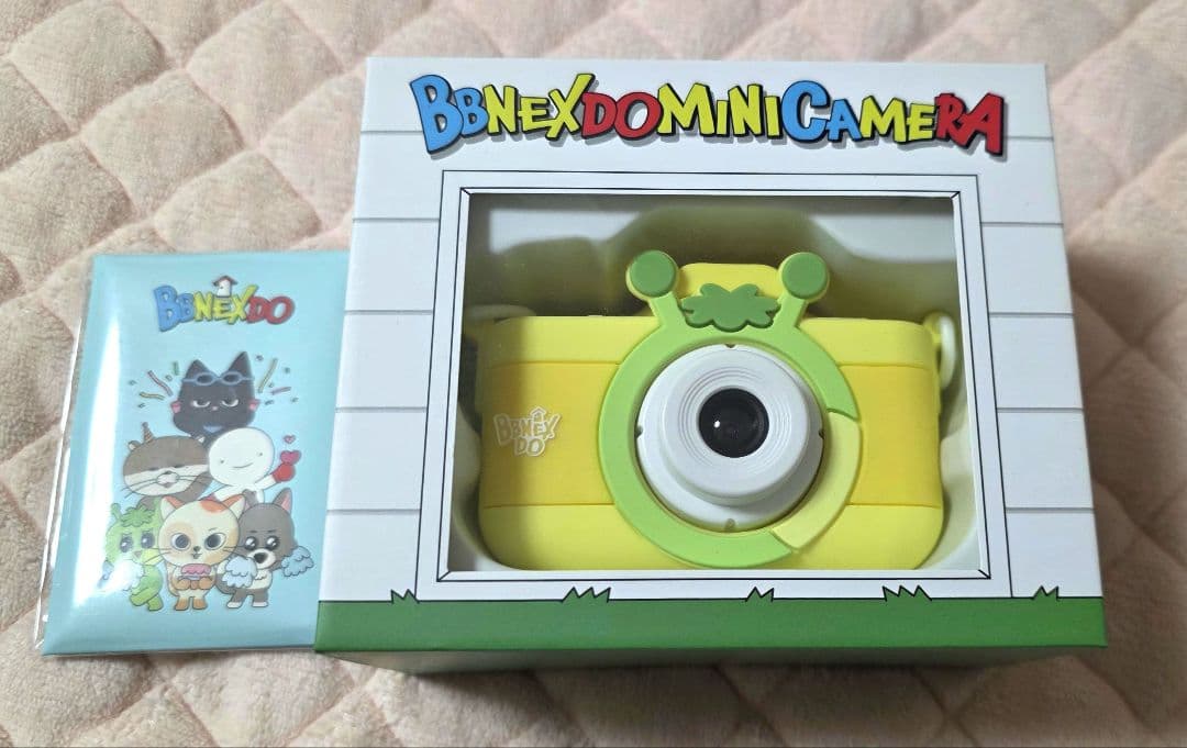 BBENEXDO プネクド　サマニ　カメラ　ステッカー BBENEXDO プネクド サマニ カメラ ステッカー - メルカリ