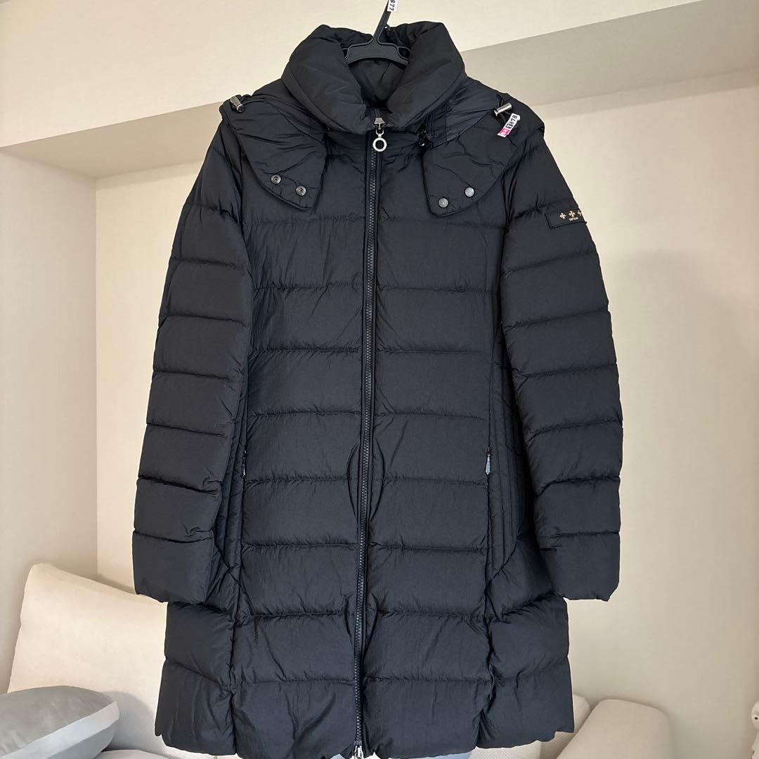 TATRAS ブラック ロングダウンジャケット　クリーニング済み