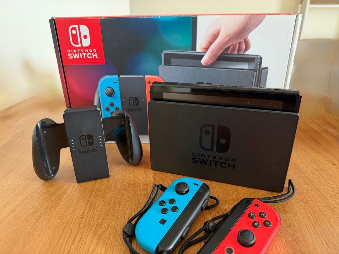 Nintendo Switch 本体 ネオンブルー/レッド（2017年製）