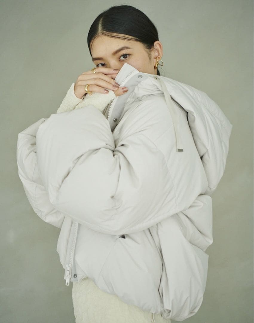 新品タグ付 FRAY I.D フレイアイディー　フードダウンジャケット　M