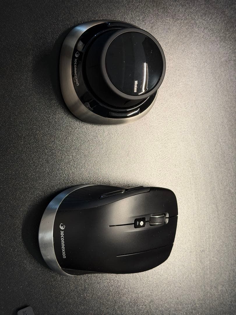 CadMouse Compact & SpaceMouse本体