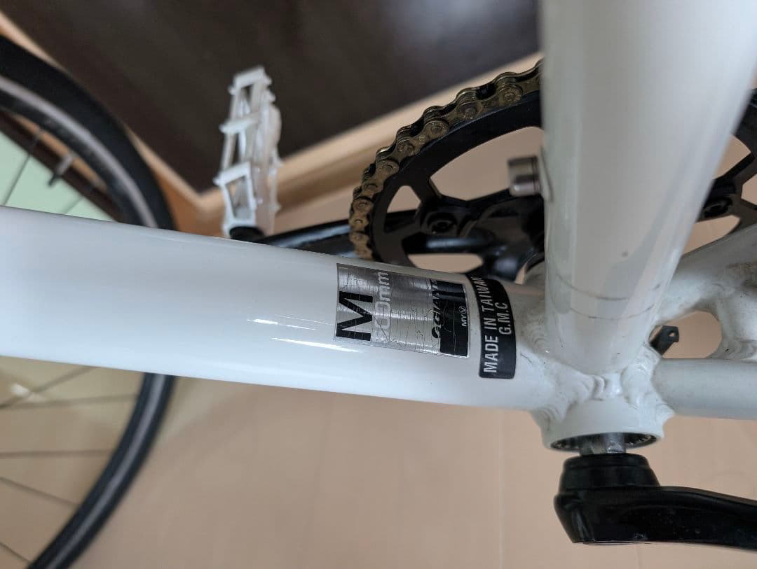 GIANT クロスバイク ホワイト 直接取引 - メルカリ