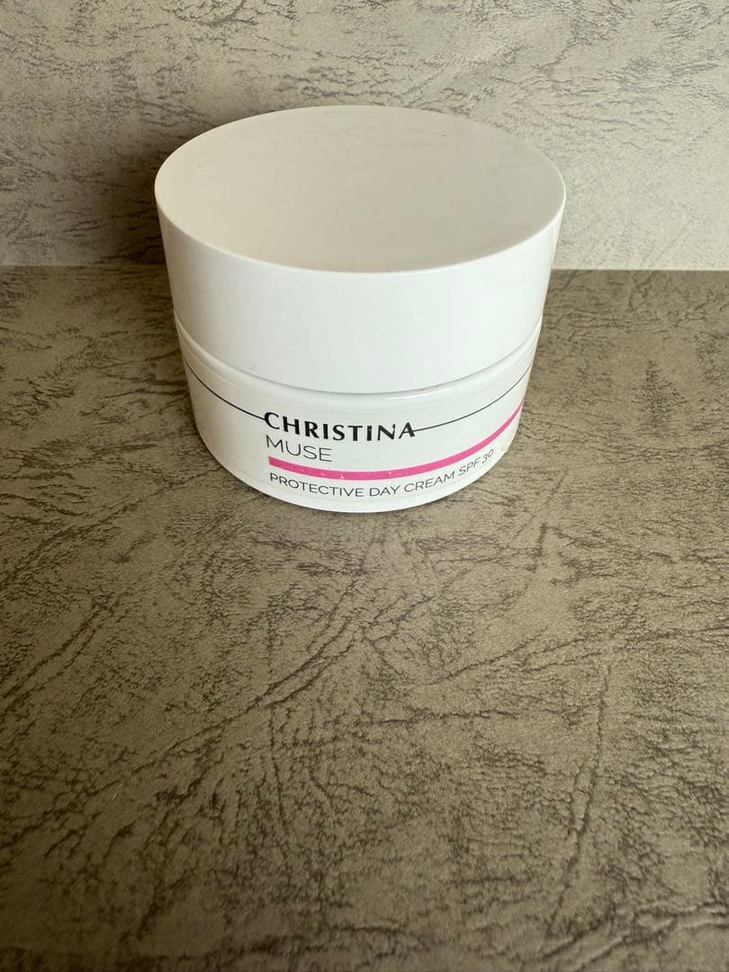 クリスティーナ イラストリアス・シャトーデボーテ・ミューズ他