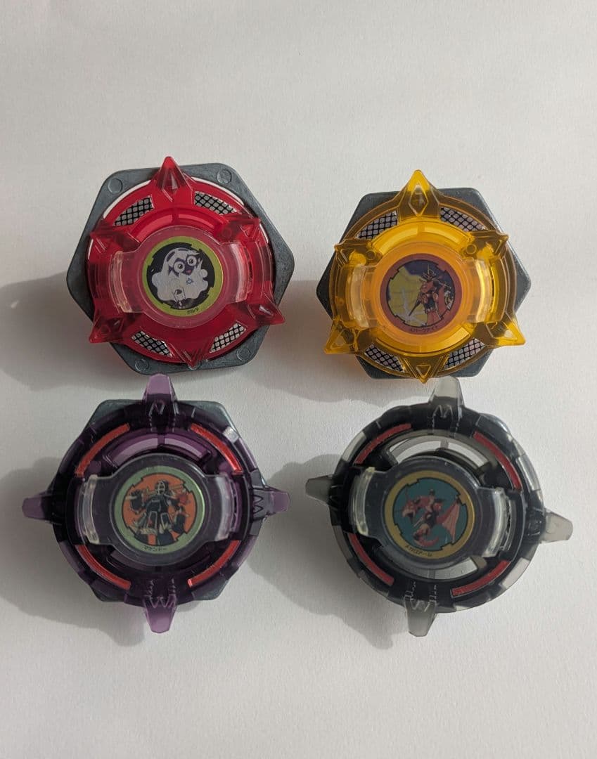 爆転シュートベイブレード　メガロアーム　ポルタ　マケンドー　スパークナイト