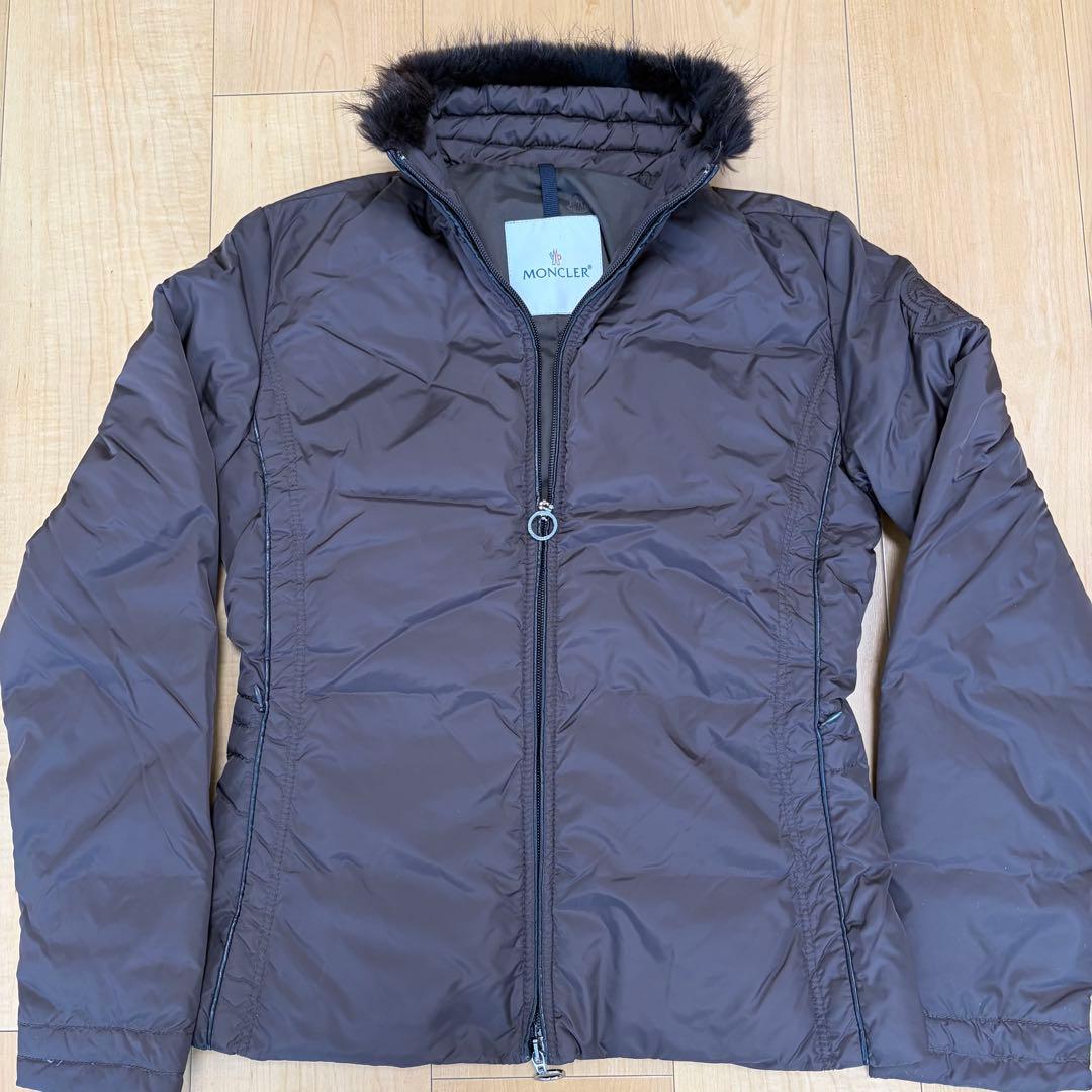 モンクレール MONCLER ブラウン ファー付き ダウンジャケット 0